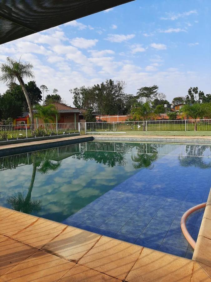 Mi Buen Refugio Villa Puerto Iguazu Exterior photo